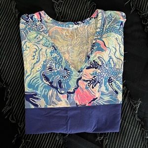 Lilly Pulitzer v-neck Finn Tee